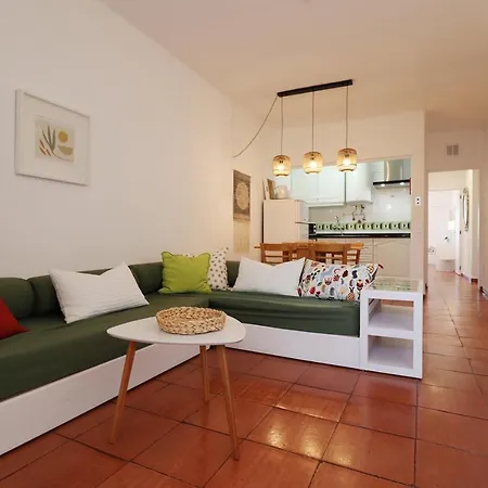 アパート Sunset Apartment E Pool E Sea View E Wifi E The Strip Albufeira *