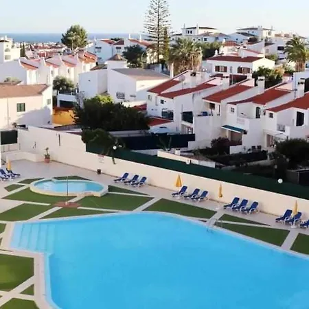 アパート Sunset Apartment E Pool E Sea View E Wifi E The Strip Albufeira *