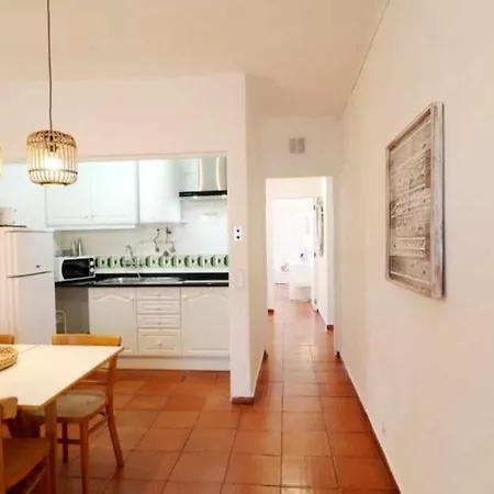 アパート Sunset Apartment E Pool E Sea View E Wifi E The Strip Albufeira *